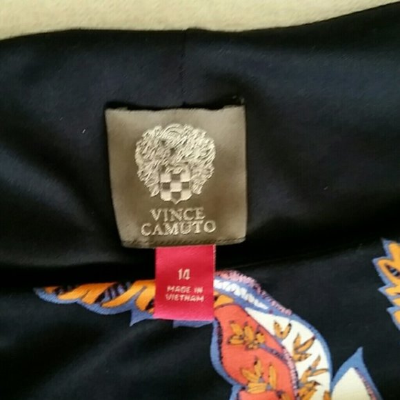 Vince Camuto Lined Paisley Shift Dress - Picture 4 of 4